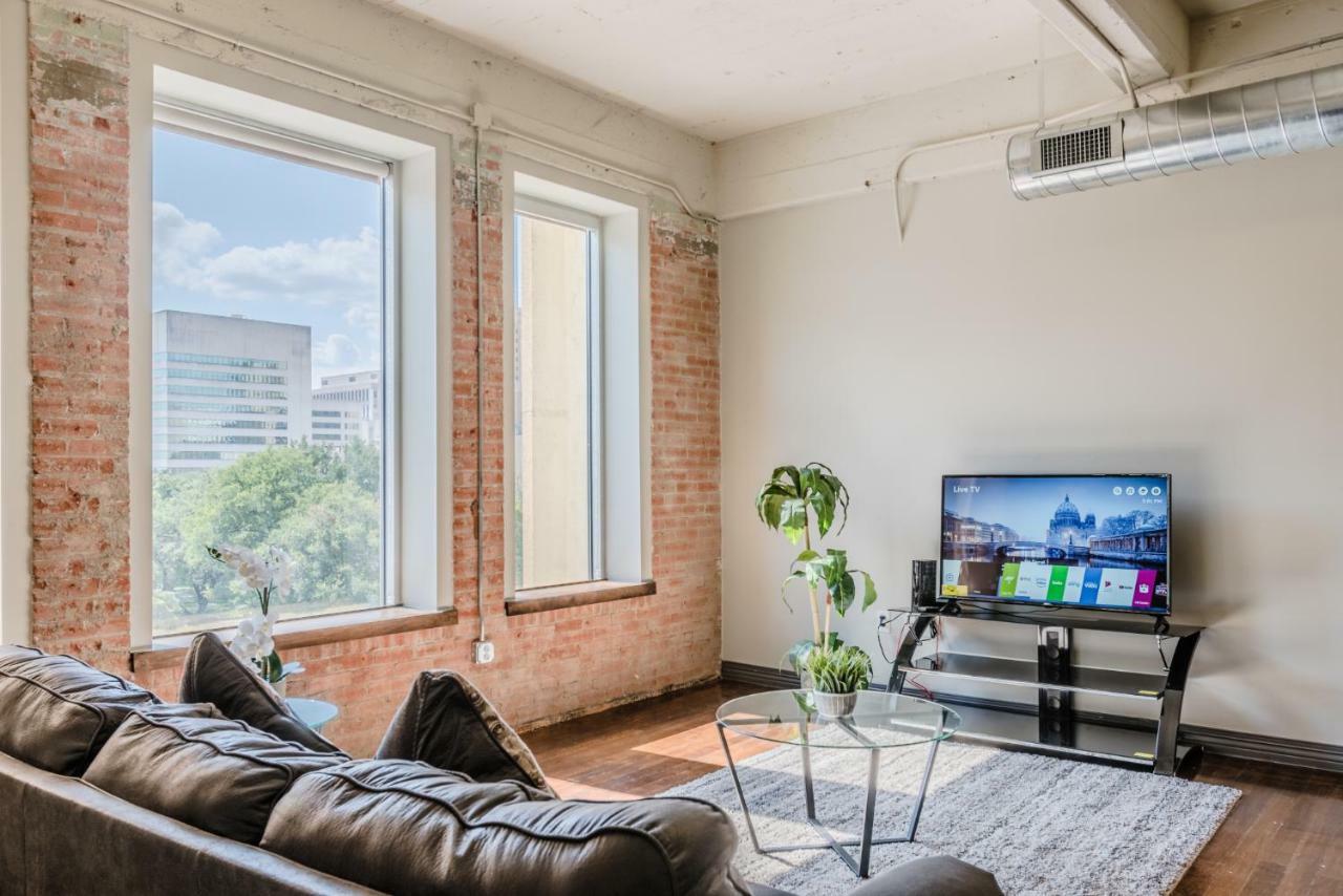 Regal Stays Corporate Apartments - Downtown Dallas Exterior foto